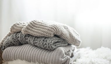 Sfilcowany sweter - jak go uratować?